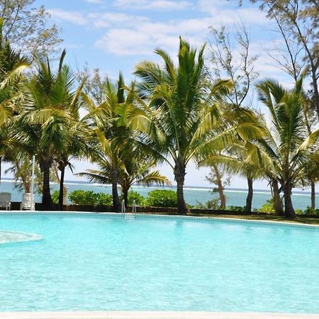 Villas Right On The Beach Belle Mare Buitenkant foto