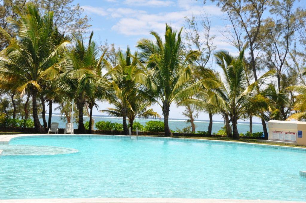 Villas Right On The Beach Belle Mare Buitenkant foto